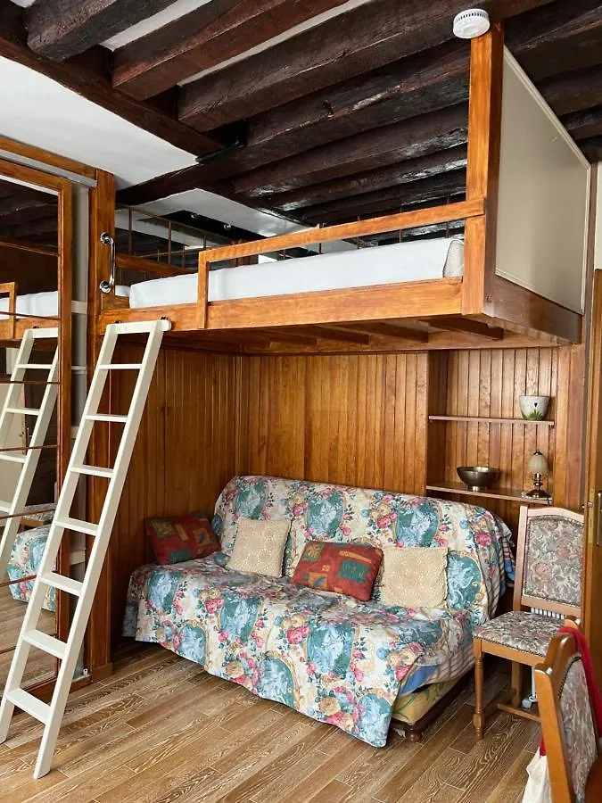 Quatre Reves A Lutece Apartment Paris